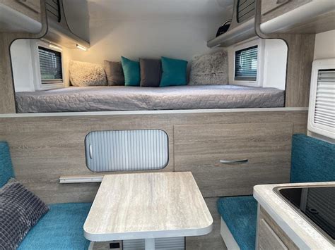 Toyota Hilux 4x4 Luxury Camper