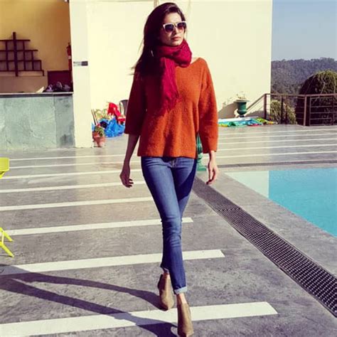 Karishma Tannas Instagram Pictures That You Must See Karishma Tanna