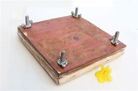 How to Make a Flower Press (with Pictures) - wikiHow
