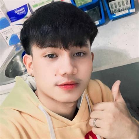 Isang Hi Naman Sa Mga Bi Gay Kong Friends Here In Threads Lgbtq Threads