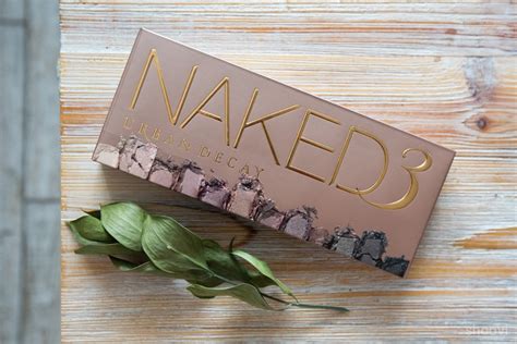 Urban Decay Naked Eyeshadow Palette