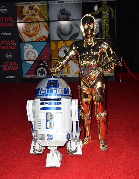 Which Star Wars Characters Recently Posed NUDE Screen Idle