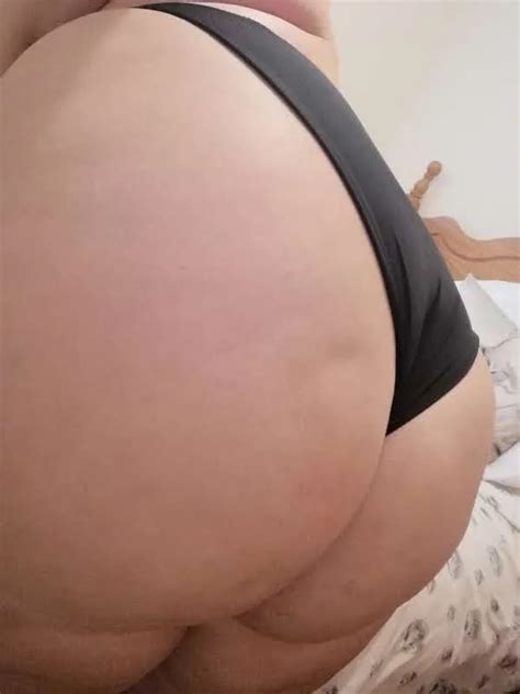 Homemade Wife Chubby Pawg Big Ass And Fishnet Tights Nude Pics Xhamster