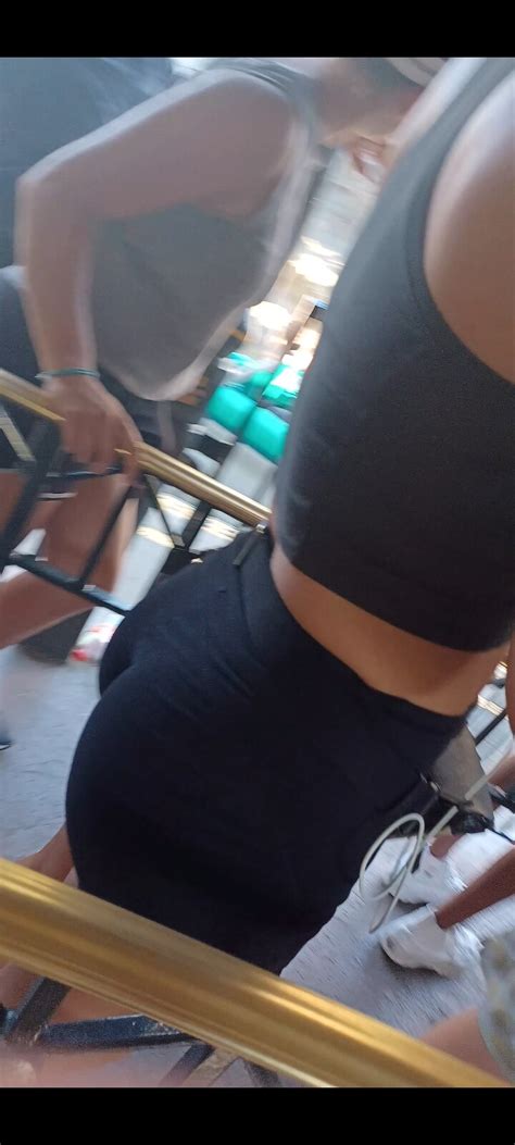 Ass Pawg Milf Thempark Mega Photo Dump Spandex Leggings Yoga Pants Forum