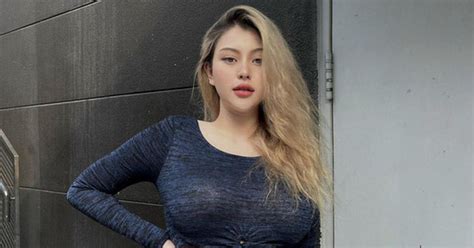 Mang bầu 6 tháng Sunna bị body shaming thậm tệ nhưng cách đáp trả của hot girl ngực khủng mới