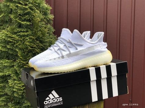 Женские легкие белые кроссовки в сетку adidas yeezy boost 350🆕 адидас ...