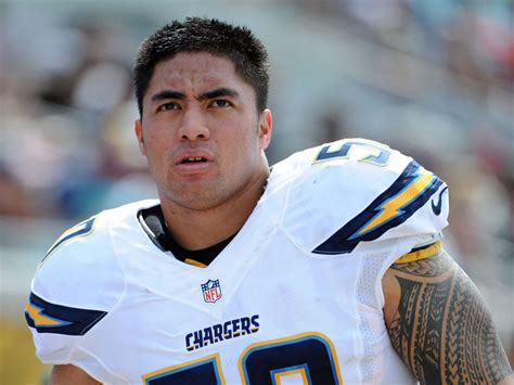 Manti Te'o receives support from fans after documentary release