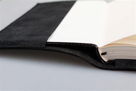 БазАрт — ежедневники и блокноты из натуральной кожи - Обложка 1