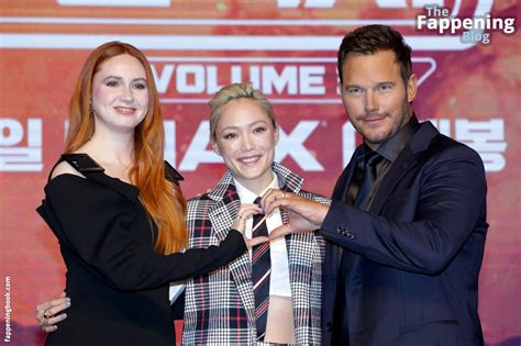 Karen Gillan Nude OnlyFans Leaks Fappening Page FappeningBook