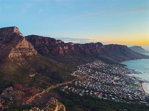 Overlooking Camps Bay, Cape Town, South Africa : r/pics