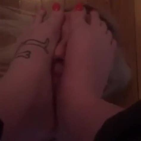 Amateur Lesbian Foot Smother ThisVid