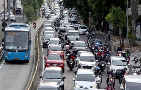 Polisi Kerahkan Personel Di Titik Rawan Macet