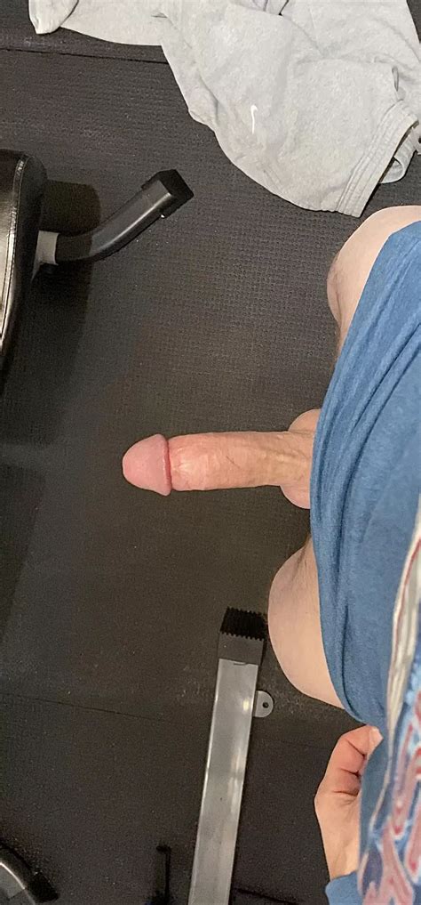 Do You Mind A Sweaty Workout Cock Nudes CutCocks NUDE PICS ORG