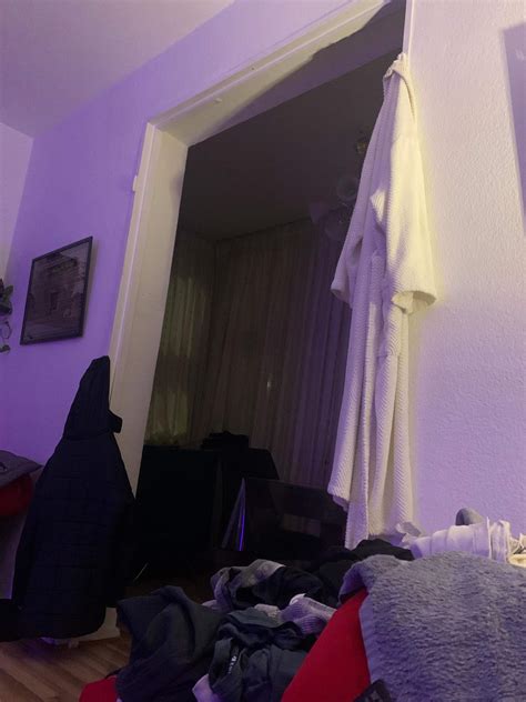 Wie macht man einen Übergang zu einem anderem Raum zu? (Wohnung, wohnen