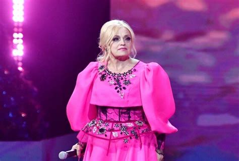 Слухи о болезни, игнорирование сестры: куда пропала певица Надежда ...