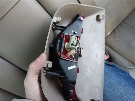 Лампа стоп сигнала — Toyota Camry (XV30), 2,4 л, 2005 года | своими ...