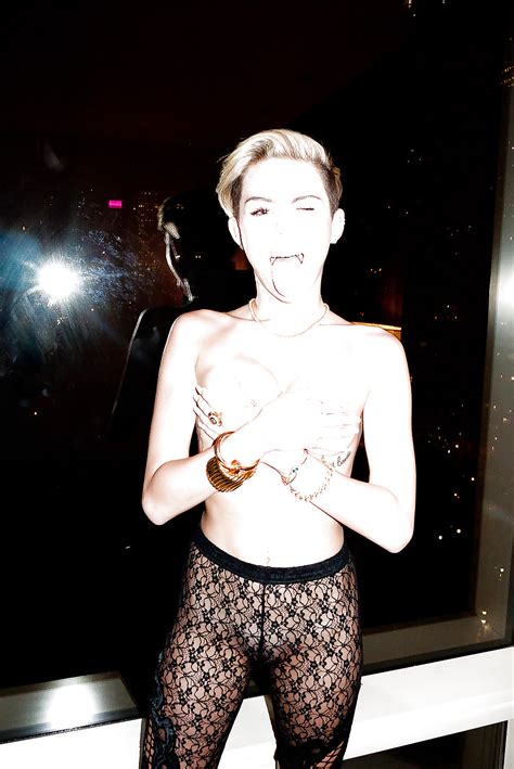 Miley Cyrus Nipple Slip Compilation Of A Slut Porn Pictures Xxx
