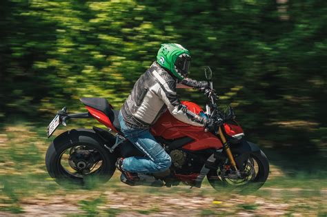 Hyper Naked Bike Vergleich 2021 Ducati Streetfighter V4 S