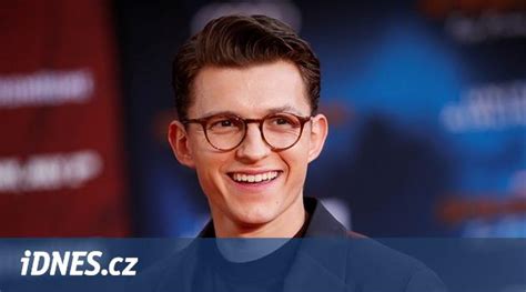 Tom Holland Samozřejmě by mi nevadilo kdyby byl Spider Man gay iDNES cz