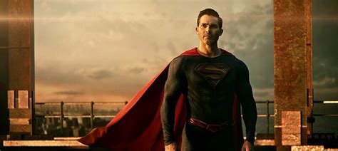 Superman Lois Final Season Premiere Moves Up As The Cw Updates Fall