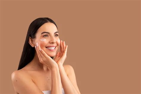 Closeup Portrait Attractive Cheerful Brunette Long Haired Naked Woman Brushing Stock Photo By