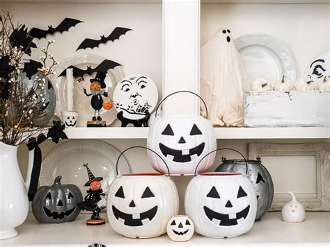Last Minute Halloween Decor Ideas - DIY Beautify - Creating Beauty at Home