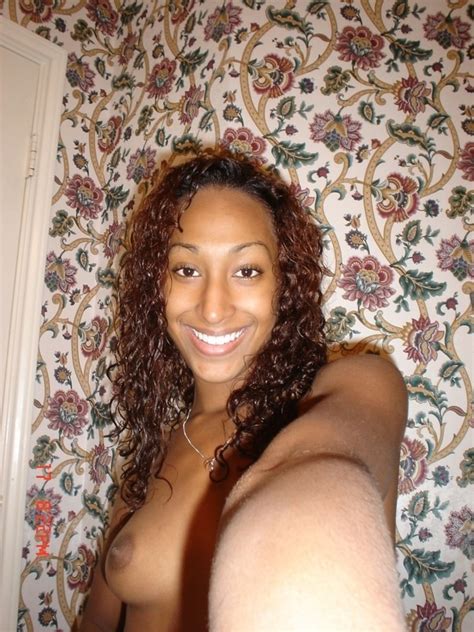 Photos Of A Gothic Babe Posing In Her Room Porn Pictures XXX Photos Sex Images PICTOA