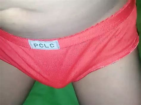 Saya Horny Memakai Celana Dalam Wanita Ini XHamster