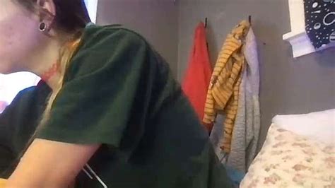 Superfast9921 Nude Pussy Closeups On Cam For Live Sex Video Chat PussyCloseup