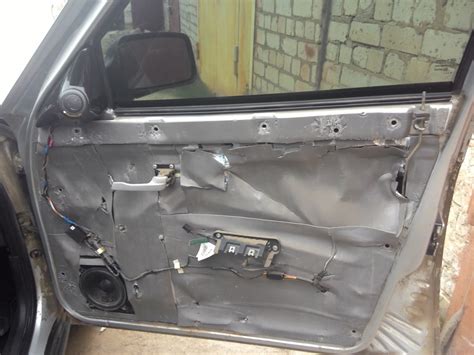 Стойки под пищалки — Lada Приора хэтчбек, 1,6 л, 2010 года | автозвук ...