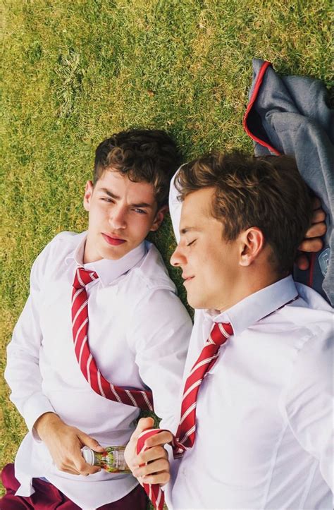 Pin By Matheus Caua On Wallpapers Cute Gay Couples Netflix Premieres Elite Squad