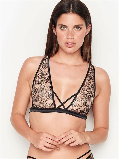 Sara Sampaio Sexy Lingerie Hot Celebs Home