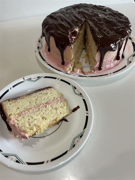 Nearly Naked Raspberry Buttercream Vanilla Cake Abatteredoldsuitcase