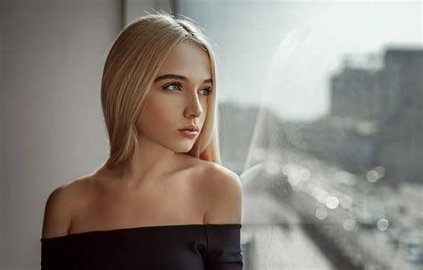Обои girl model pretty face look blonde pose portrait на телефон и рабочий стол раздел