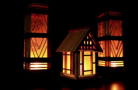 Yuk, Bikin Lampu Hias Unik dari Stik Es Krim! | urbanasia.com