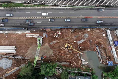 Proyek Penanganan Banjir Pada Ruas Tol Pondok Aren Serpong Km