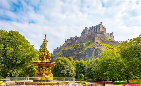 attractions  edinburgh escape  festival madness