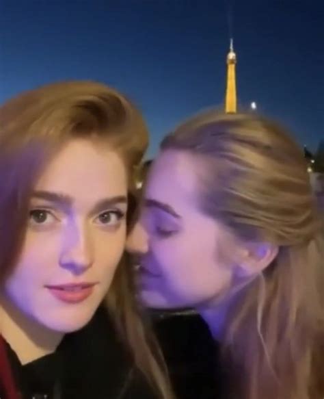 Lesbians Eiffel Tower Porn Hd Mp X Lezgifs
