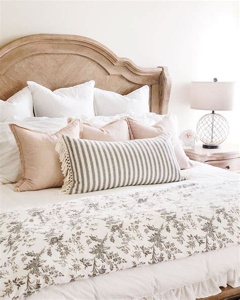 19 Best French Country Headboards For The Bedroom