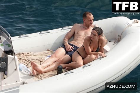 Charli XCX Sexy Seen Showing Off Her Nude Tits On A Boat In Amalfi Coast AZNude