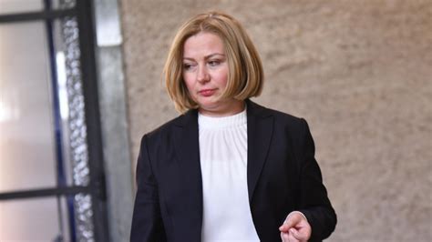 Правната комисия в НС гласува промените в ГПК, които правят заповедното ...