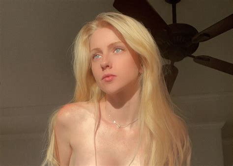 Beauty Of White Woman Spreads Face And More Screenshot Porn Pic