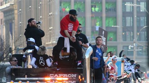 PHOTOS: Patriots Duck Boat Parade 2019 – CBS Boston