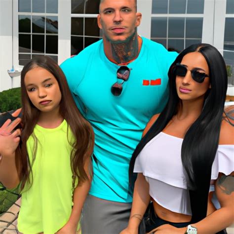 What Happened to Ronnie From Jersey Shore Family Vacation? - The