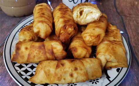 Бюрек банички • © Вкуси ме