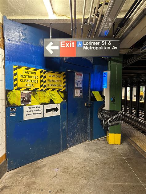 Transit Guide to Metropolitan Avenue / Lorimer Street Station 20