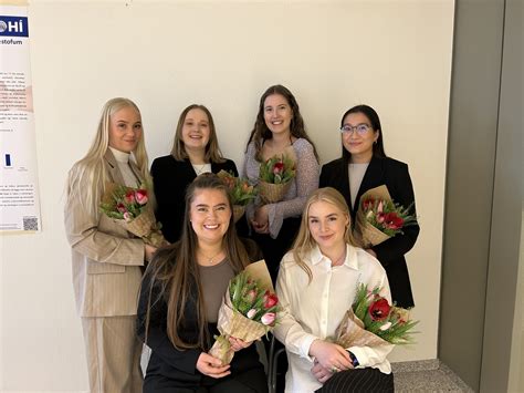 Sex Tannsmi Ir Tskrifast H Sk Li Slands