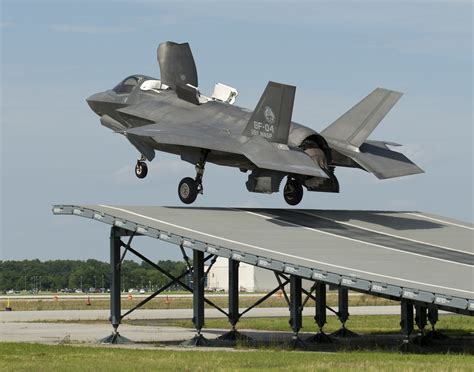 Dvids News F 35b Lightning Ii Completes First Land Based Ski Jump