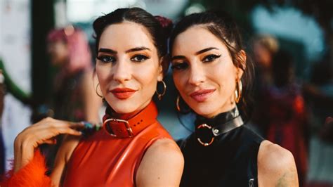 veronicas announce  album gothic summer