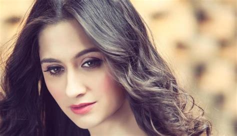 tv   huge  compare tv  digital content  sanjeeda